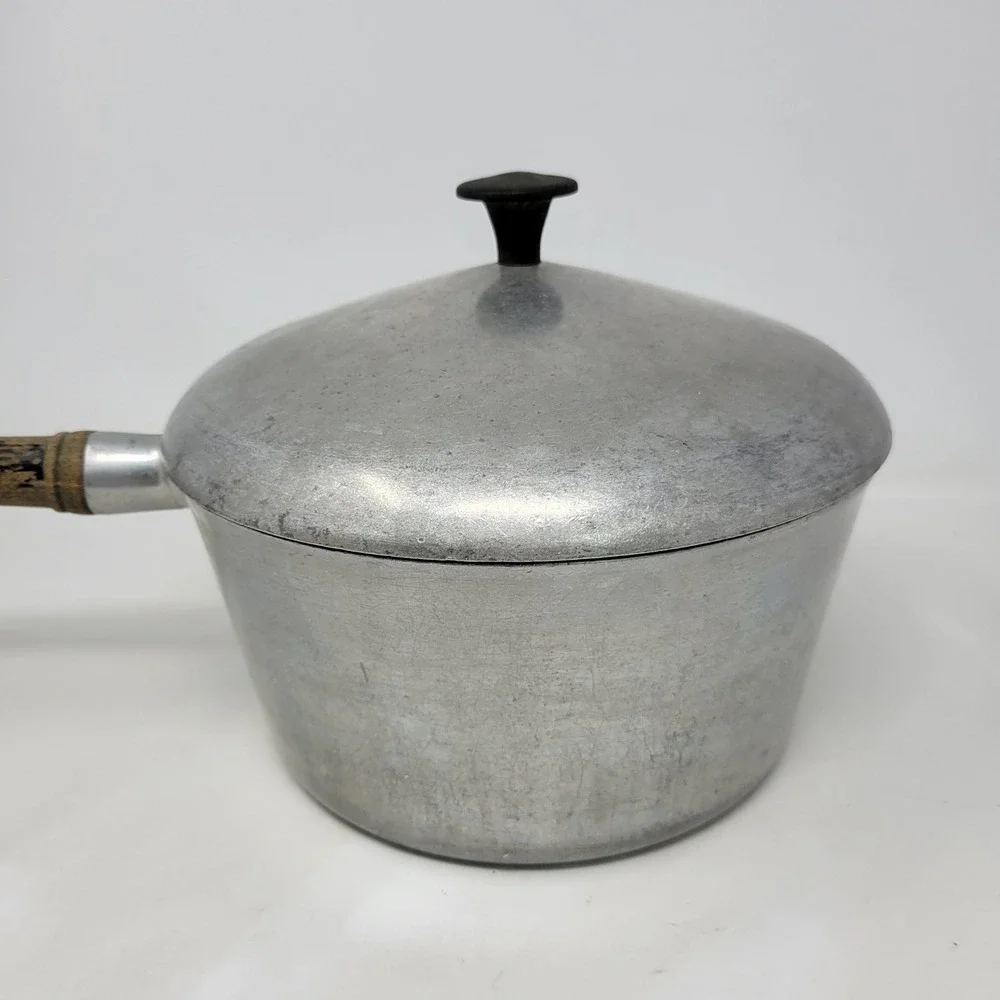 Vintage Adler Streamline Ware Cast Aluminum Saucepan Pot Wood Handle Chicago USA
